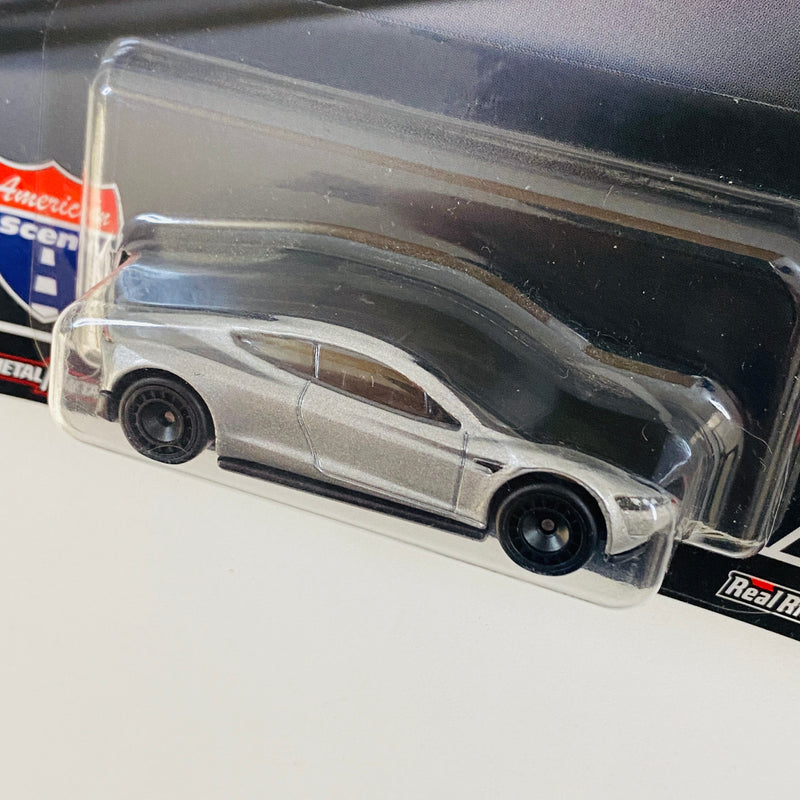 2022 Hot Wheels Premium Car Culture American Scene Tesla Roadster plata metálico Llantas de Goma RR Primera Edición - Detalle Burbuja