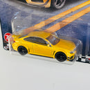 2023 Hot Wheels Premium Boulevard 12 Mercedes Benz C 63 AMG Coupe Black Series amarillo Llantas de Goma RR
