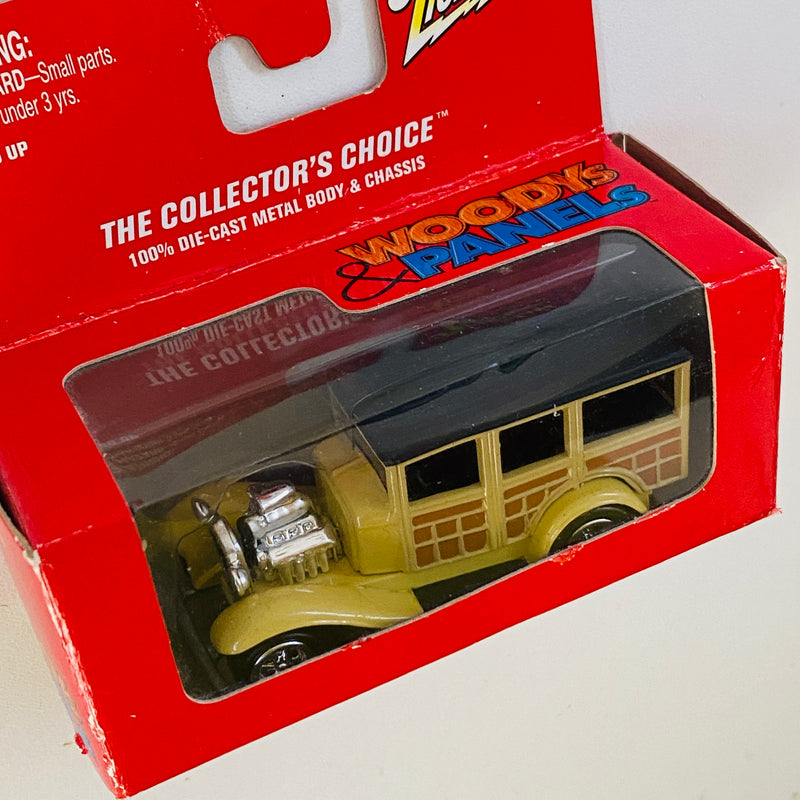 2003 Johnny Lightning The Collector's Choice Ford Model A Woody beige