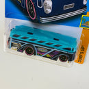 2023 Hot Wheels Surf's Up Surfin School Bus turquesa DD8