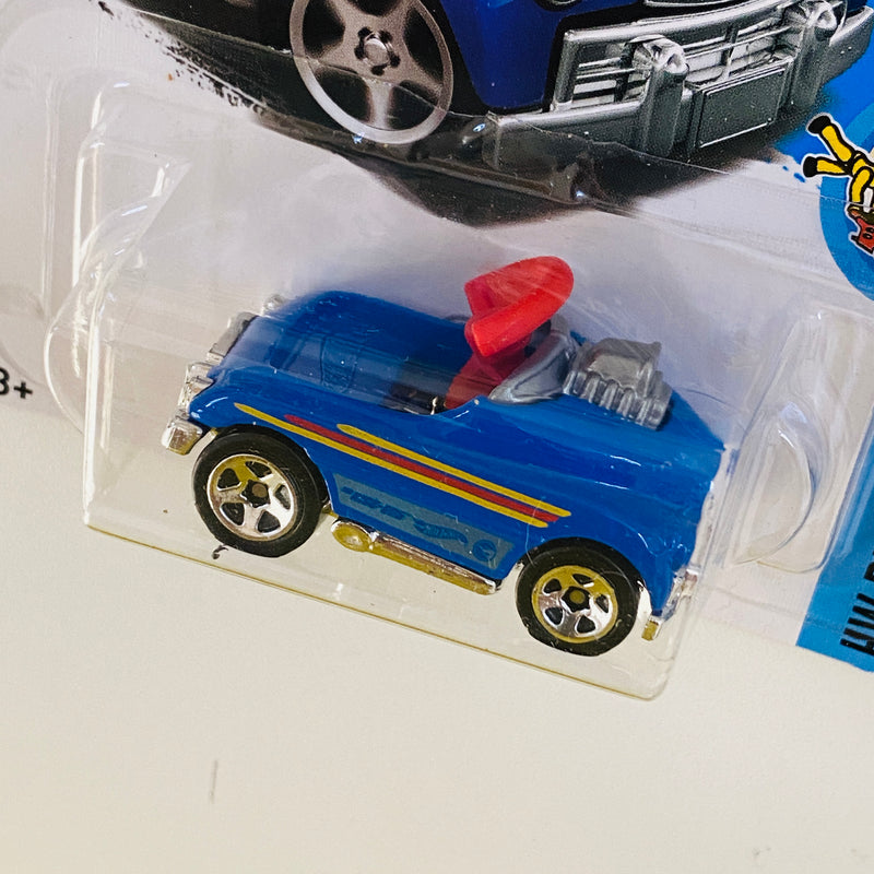 2017 Hot Wheels Treasure Hunt HW Ride-Ons Pedal Driver azul 5SP