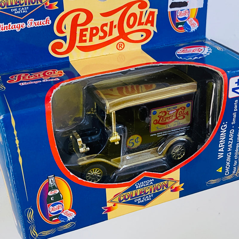 1995 Golden Wheel 1:64 Pepsi Cola Collection Ford Model T Delivery Van negro con dorado Llantas de Goma - Escala 1:64