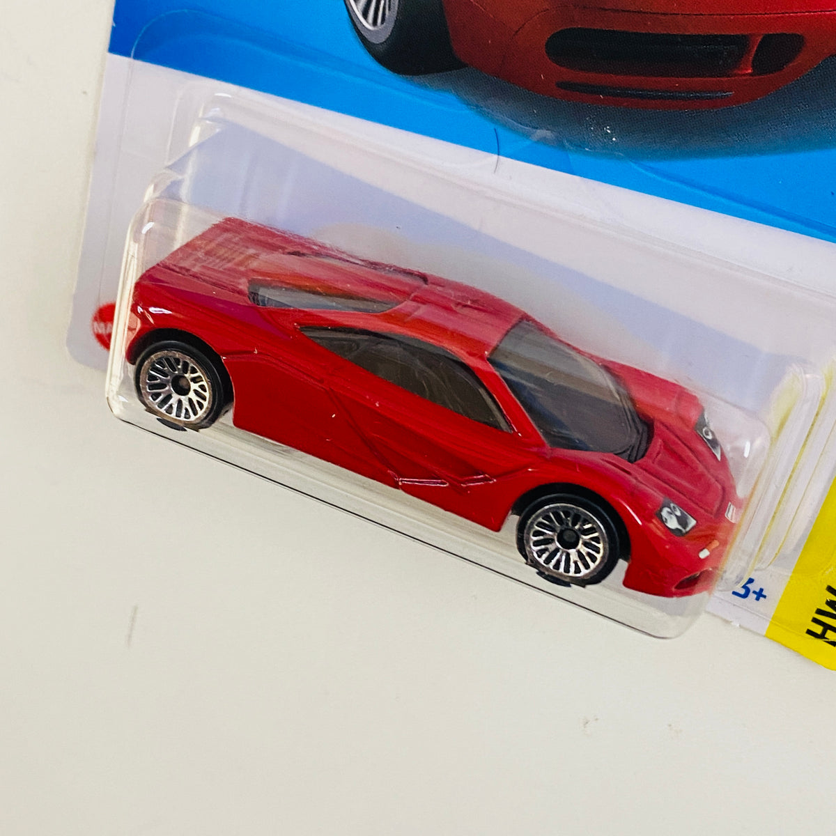 2024 Hot Wheels HW The 90s McLaren F1 rojo grand prix LW