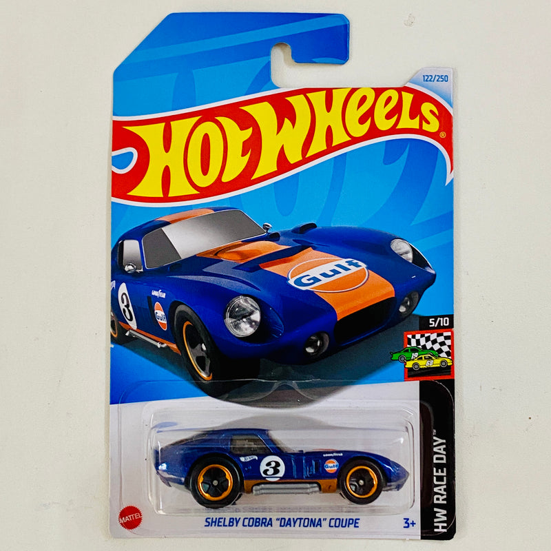 2024 Hot Wheels HW Race Team GULF Shelby Cobra Daytona Coupe azul metálico 5SP