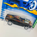 2001 Hot Wheels Treasure Hunt Rodger Dodger negro con flamas Llantas de Goma RR