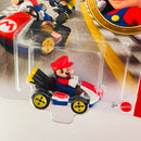 2026 Hot Wheels Mario Kart Mario Standard Kart rojo con blanco MK Base Metal