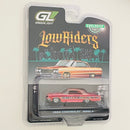 2025 Greenlight Hobby Exclusive Lowriders 1964 Chevrolet Impala rosado con rosas Llantas de Goma