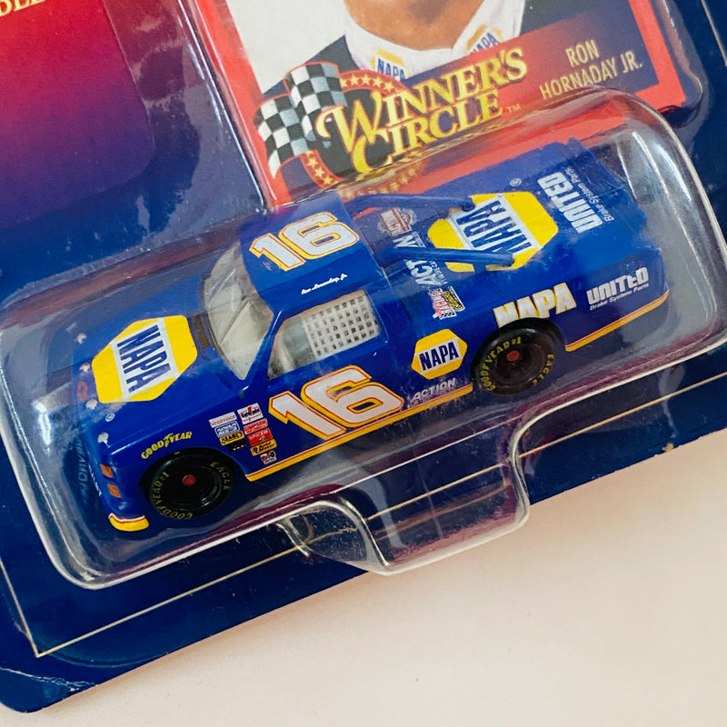 1996 Hasbro Winners Circle NASCAR Kenner Super Truck Series Ron Hornaday Jr 18 NAPA Auto Parts Chevrolet Silverado Race Truck  azul Llantas Goodyear