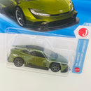 2026 Hot Wheels HW J-Imports Toyota Prius Custom verde militar 6SP Primera Edición