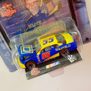 1999 Racing Champions NASCAR 10 Years Anniversary Limited Edition 1/19,999 Kenny Wallace 55 Square D Chevrolet Monte Carlo amarillo con azul Llantas de Goma
