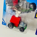 2020 Hot Wheels Unleashed HW Screen Time Peanuts Snoopy rojo AD