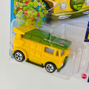 2021 Hot Wheels HW Screen Time Teenage Mutant Ninja Turtles Tortugas Ninja TMNT Party Wagon amarillo 5SP