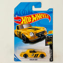 2019 Hot Wheels Nightburnerz Nissan Fairlady 2000 amarillo ST8