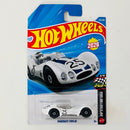 2026 Hot Wheels HW Starting Grid Maserati Tipo 61 blanco WWIM Primera Edición