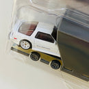 2024 Hot Wheels Premium Car Culture Team Transport 18 Toyota 4Runner, Open Trailer y 89 Toyota Supra con Llantas de Goma RR