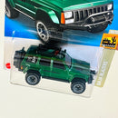 2022 Hot Wheels Baja Blazers 95 Jeep Cherokee verde BLOR Primera Edición