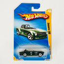 2009 Hot Wheels New Models Triumph TR6 verde 5SP Primera Edición