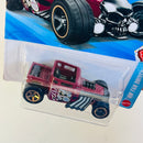 2026 Hot Wheels HW Fan Driven Bone Shaker rojo con flamas 5SP