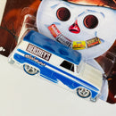 2011 Hot Wheels Premium Nostalgic Brands Hershey's Miniatures 64 GMC Panel blanco con azul Llantas de Goma RR base ZAMAC