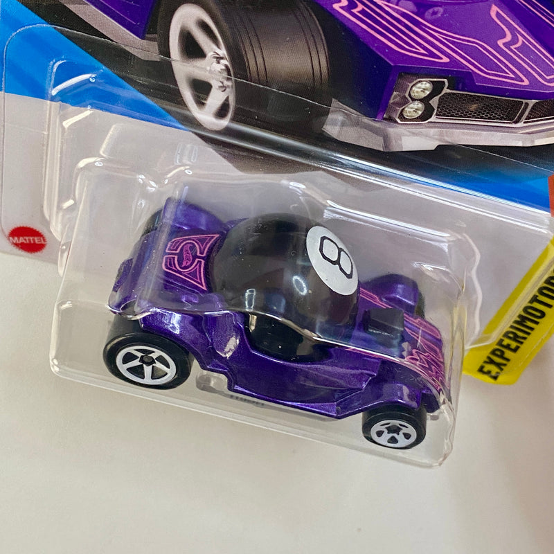 2025 Hot Wheels Experimotors Magic 8 Ball Decidedly Go morado metálico 5SP Primera Edición - Bola 8 Mágica
