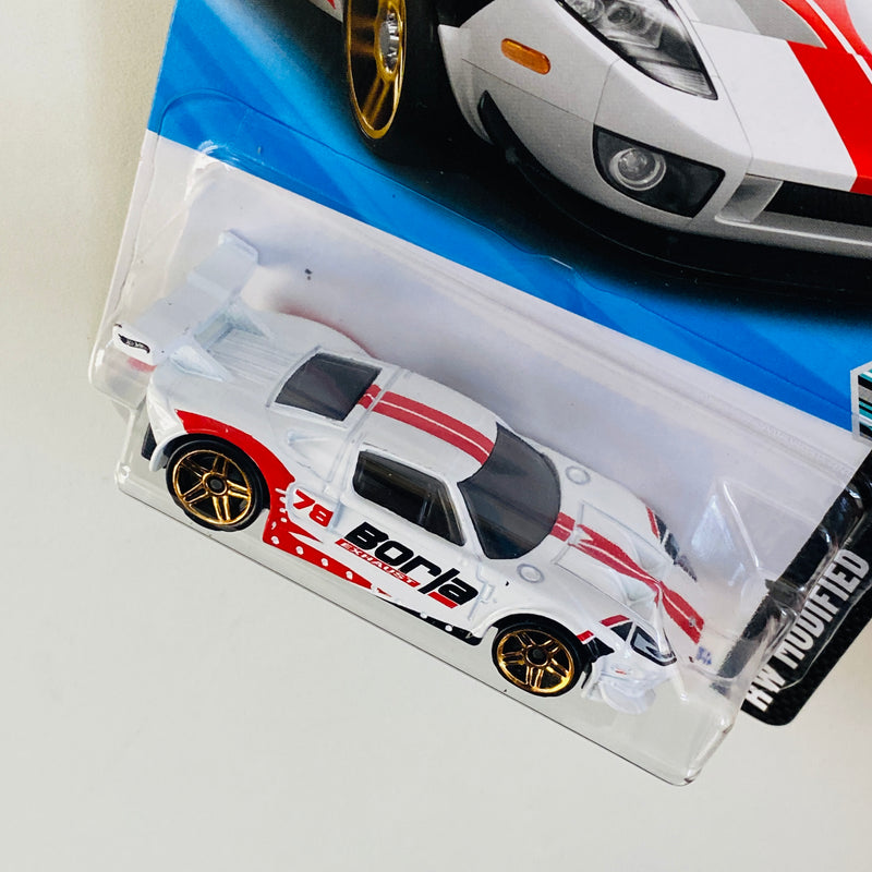 2025 Hot Wheels HW Modified Ford GT blanco PR5