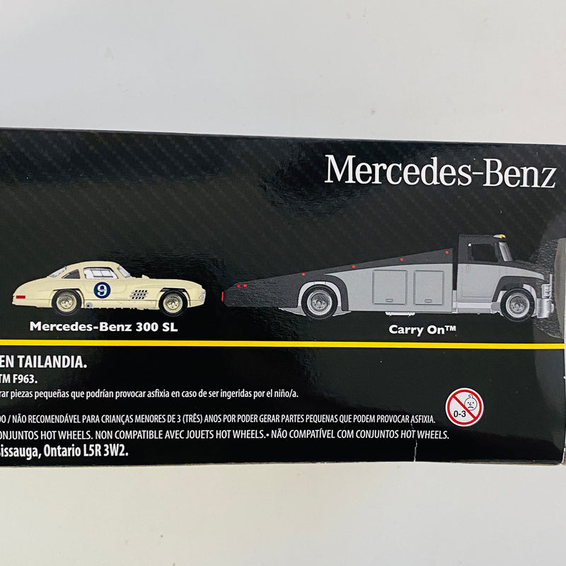 2021 Hot Wheels Premium Collector Set Mercedes-Benz Diorama de 4 - Mercedes Benz 300 SL, Sauber-Mercedes C9, 16 Mercedes-AMG GT3, Carry On