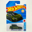 2026 Hot Wheels HW J-Imports Toyota Prius Custom verde militar 6SP Primera Edición con Roofbox