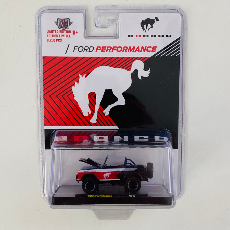 2021 M2 Machines Hobby Exclusive Limited Edition 1/8,250 Ford Performance 1966 Ford Bronco blanco con rojo Llantas de Goma