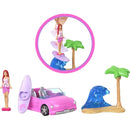 2024 Mattel Mini Barbie Land Barbie Convertible, Figura de Muñeca y Accesorios de Playa Color Change