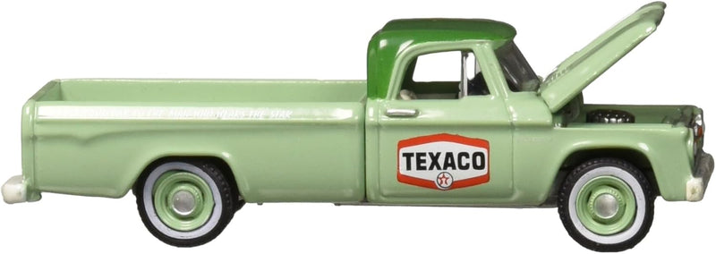 2016 Greenlight Running on Empty Texaco 1967 Dodge D-100 verde Llantas de Goma