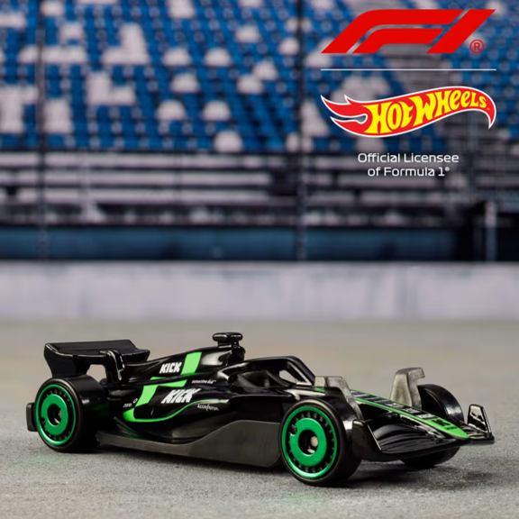 2025 Hot Wheels Formula 1 5 Pack Set de 5 - McLaren F1 Team, BWT Alpine F1 Team, Visa Cash App RB F1 Team, Stake F1 Team Kick Sauber, MoneyGram Haas F1 Team