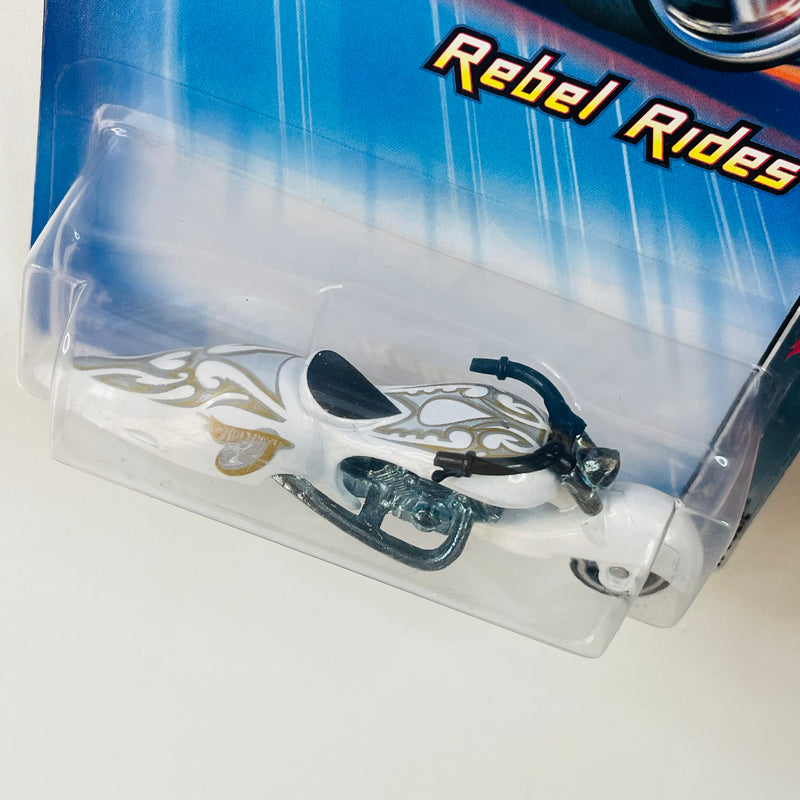 2005 Hot Wheels Rebel Rides W-Oozie 078 blanco MC3 base ZAMAC