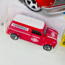 2016 Hot Wheels HW City Works 67 Austin Mini Van rojo 5SP