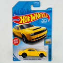 2018 Hot Wheels Factory Fresh 18 Dodge Challenger SRT Demon amarillo PR5 Primera Edición