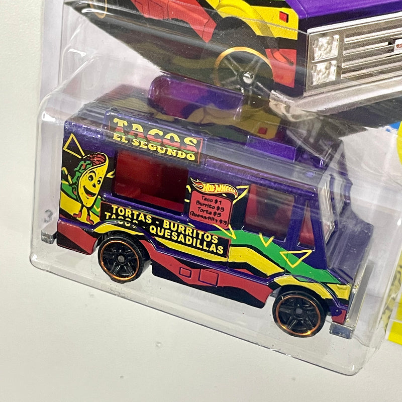 2017 Hot Wheels HW City Works Quick Bite morado PR5