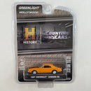 2022 Greenlight Hollywood History Counting Cars Locos Por Los Autos 1967 Chevrolet Camaro RS naranja Llantas de Goma