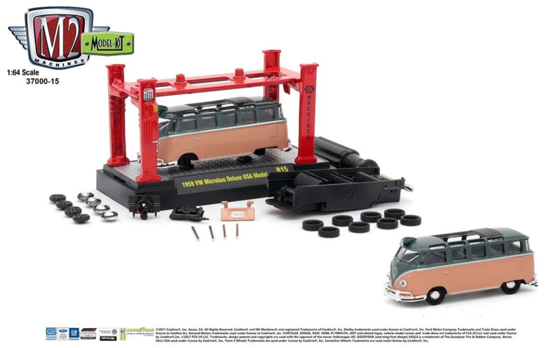 2017 M2 Machines Model Kit Limited Edition 1/5,880 Volkswagen 1959 VW Microbus Deluxe USA Model R15 naranja con verde Llantas de Goma