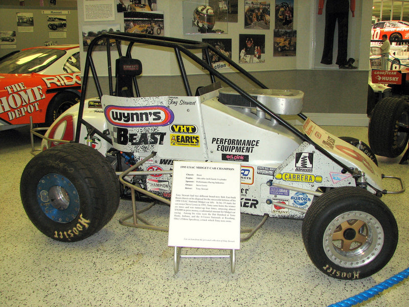 2001 Hasbro Winners Circle NASCAR Lifetime Series Tony Stewart 1995 Beast Midget blanco Llantas Hoosier