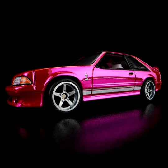 2024 Hot Wheels 24th Annual Collectors Nationals RLC Party Exclusivo Red Line Club Pink Edition 1993 Ford Mustang Cobra R rosado spectraflame Llantas de Goma RR