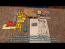 1997 Hot Wheels McDonalds Playset Sto & Go Restaurant Drive Thru incluye Camión Hauler Truck Very Big Mac y 58 Corvette Coupe Chevrolet