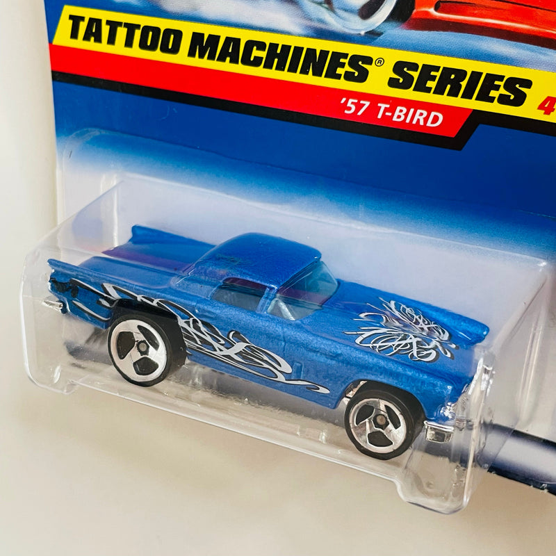 1998 Hot Wheels Tattoo Machines Series 57 T-Bird Ford azul metálico 3SP