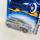 2003 Hot Wheels First Editions Boom Box Cadillac Escalade 035 gris metálico PR5 Primera Edición