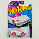 2023 Hot Wheels HW Screen Time Barbie Extra Fiat 500e blanco PR5