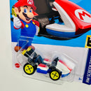2023 Hot Wheels HW Screen Time Mario Kart Standard Kart rojo con blanco MK