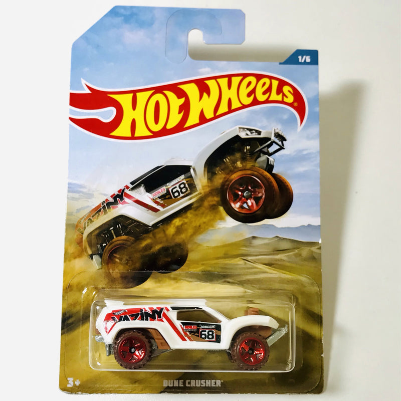 2019 Hot Wheels Off Road Trucks Dune Crusher blanco 5SP