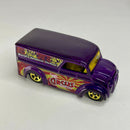 2000 Hot Wheels Circus on Wheels Series Dairy Delivery morado metálico 5SP - Loose