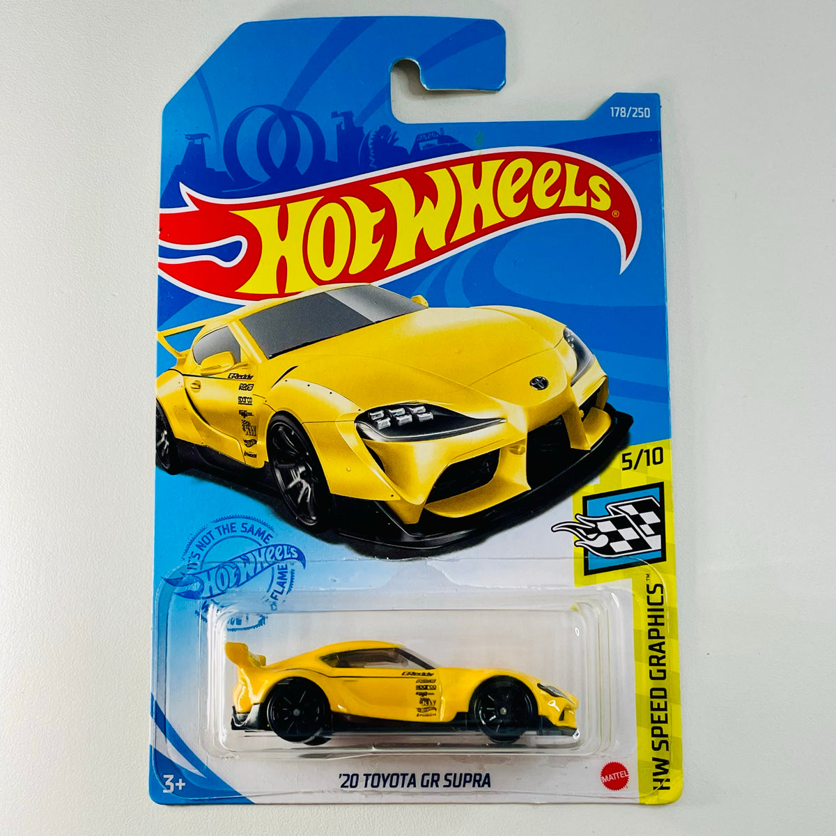 2021 Hot Wheels HW Speed Graphics 20 Toyota GR Supra amarillo 10SP