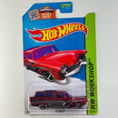 2015 Hot Wheels HW Workshop 8 Crate Ford rojo OH5