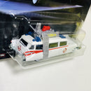 2020 Hot Wheels Entertainment Ghostbusters Los Cazafantasmas Ecto-1 blanco Llantas de Goma RR base ZAMAC