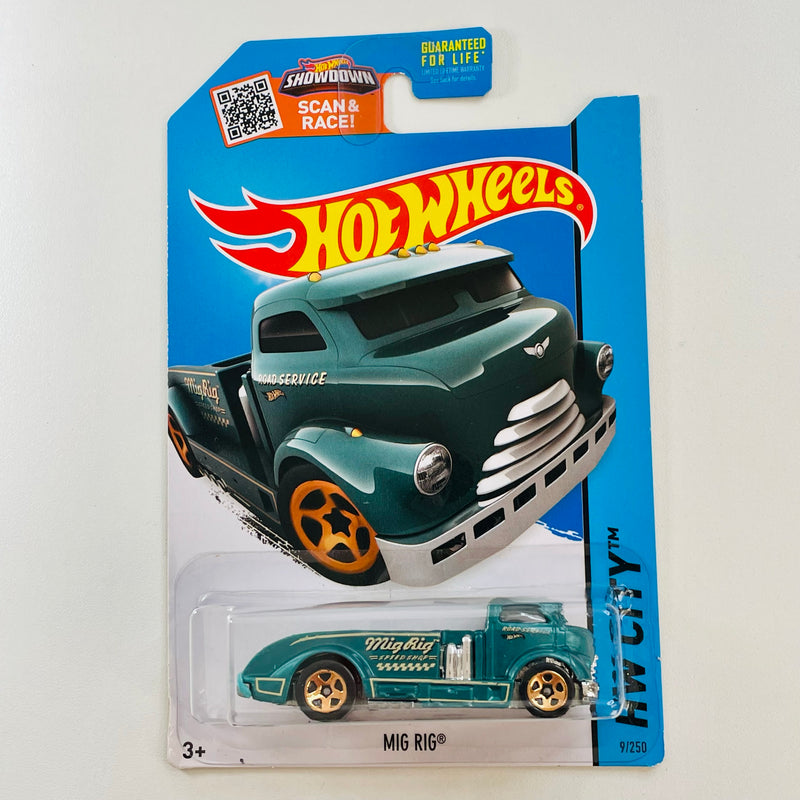 2015 Hot Wheels HW City Mig Rig verde 5SP base ZAMAC